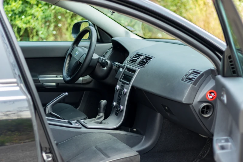 Volvo V50 1.6d, снимка 8 - Автомобили и джипове - 52700238