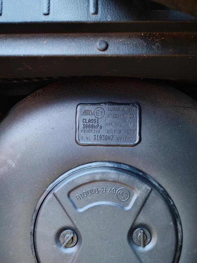 Nissan Note Бензин/Газ - Facelift - 88hp, снимка 12 - Автомобили и джипове - 52450178