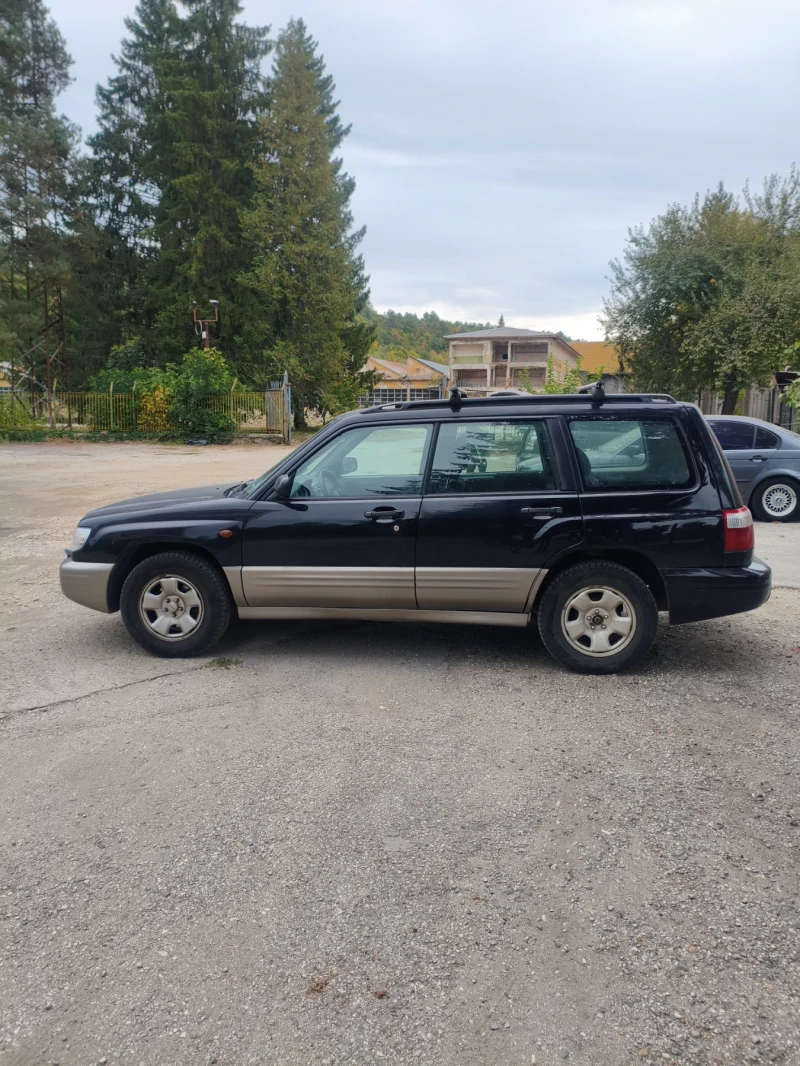 Subaru Forester, снимка 2 - Автомобили и джипове - 51897730