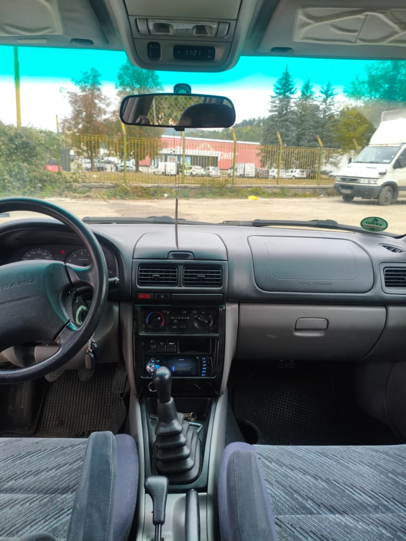 Subaru Forester, снимка 10 - Автомобили и джипове - 51897730
