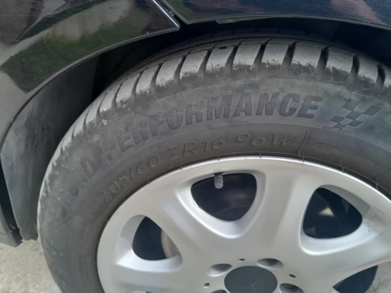 Mercedes-Benz B 180, снимка 5 - Автомобили и джипове - 52339548