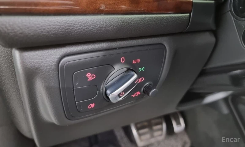 Audi A6, снимка 13 - Автомобили и джипове - 52706475