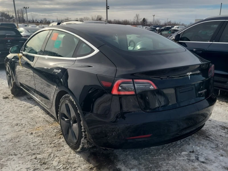 Tesla Model 3 * LONG RANGE * CARFAX * БЕЗ ПЪРВОНАЧАЛНА ВНОСКА, снимка 4 - Автомобили и джипове - 52777323
