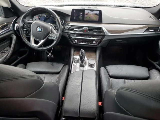 BMW 530 XI, снимка 8 - Автомобили и джипове - 48364140