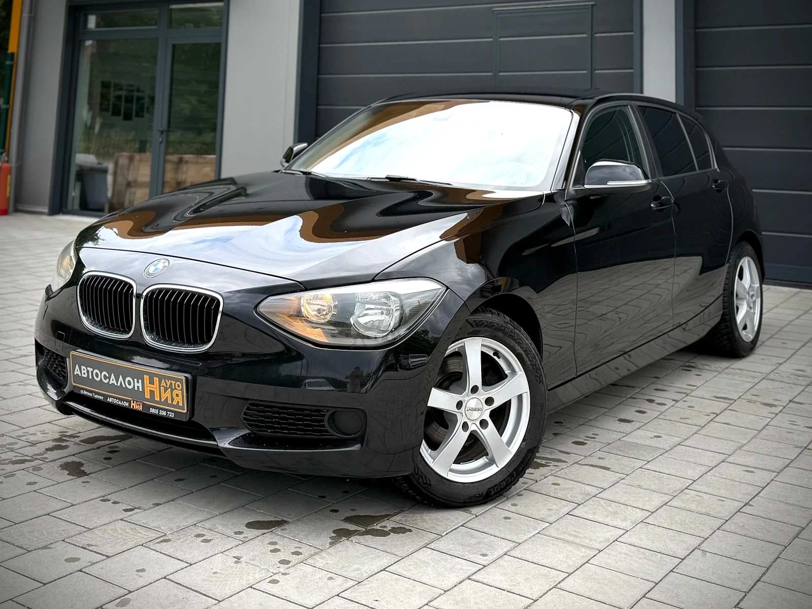 BMW 120 * NAVI* Sport* , снимка 1