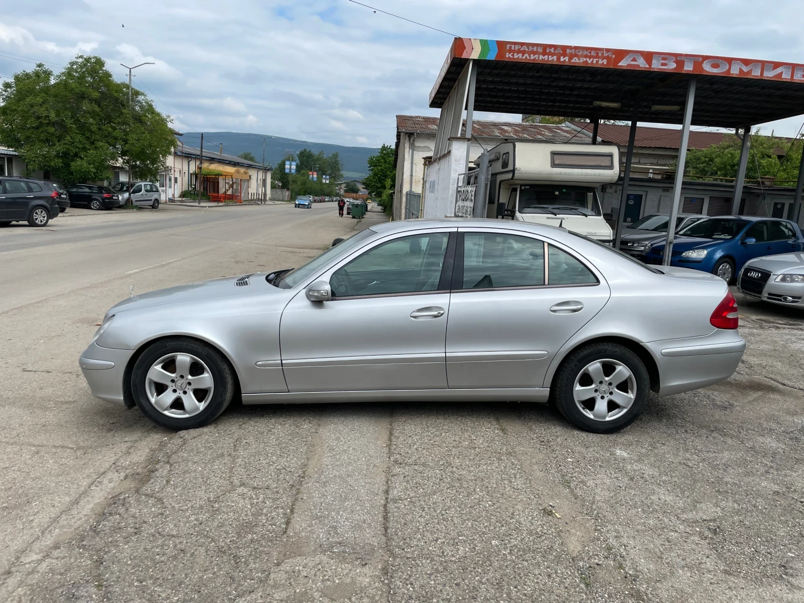 Mercedes-Benz E 270 2.7 CDi - изображение 8
