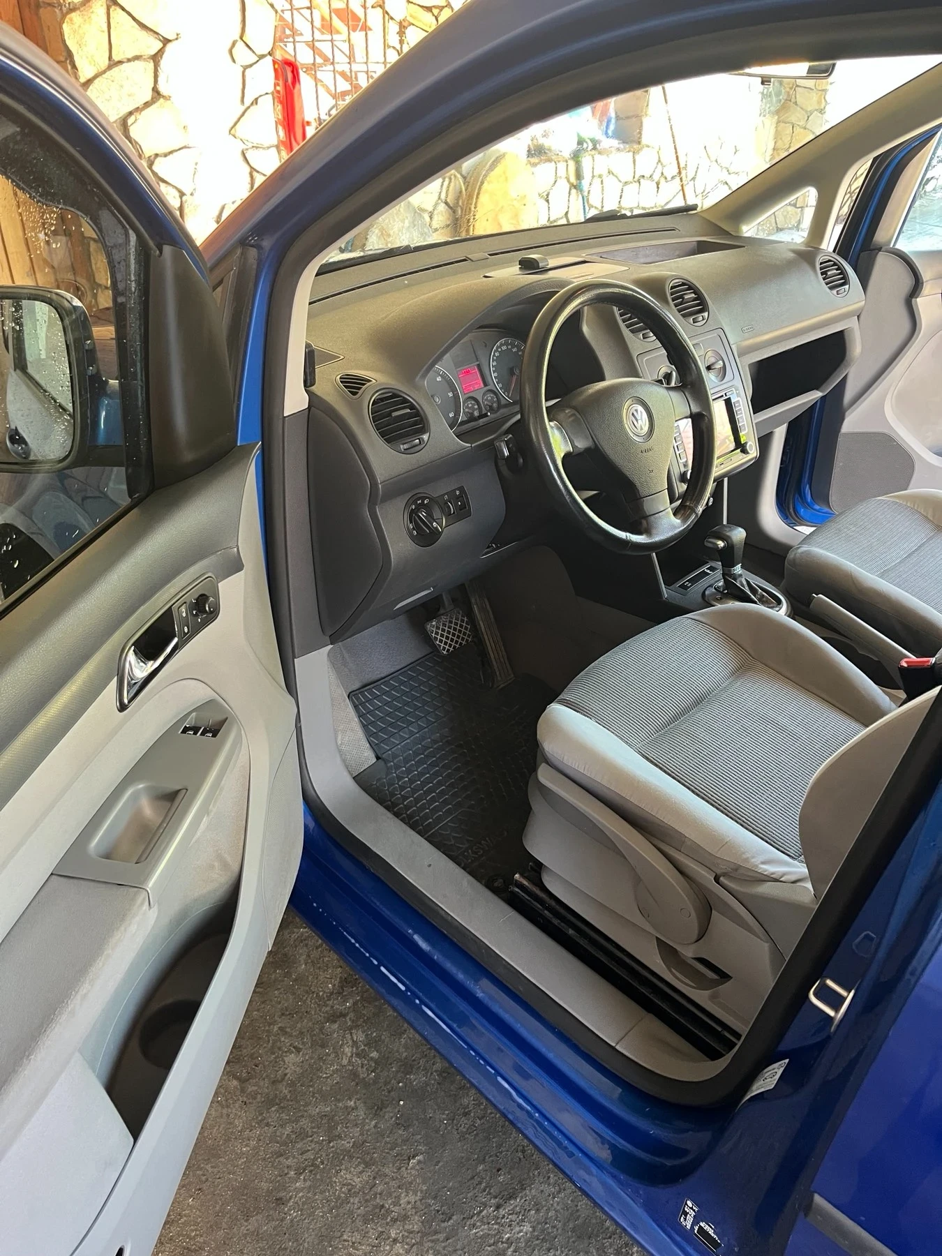 VW Caddy  - изображение 9