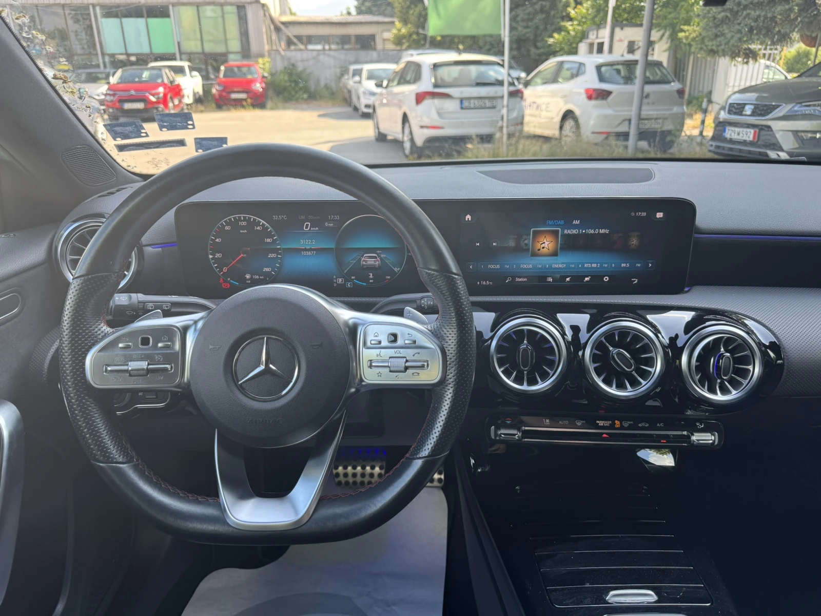 Mercedes-Benz A 200 A200 AMG Line - изображение 8