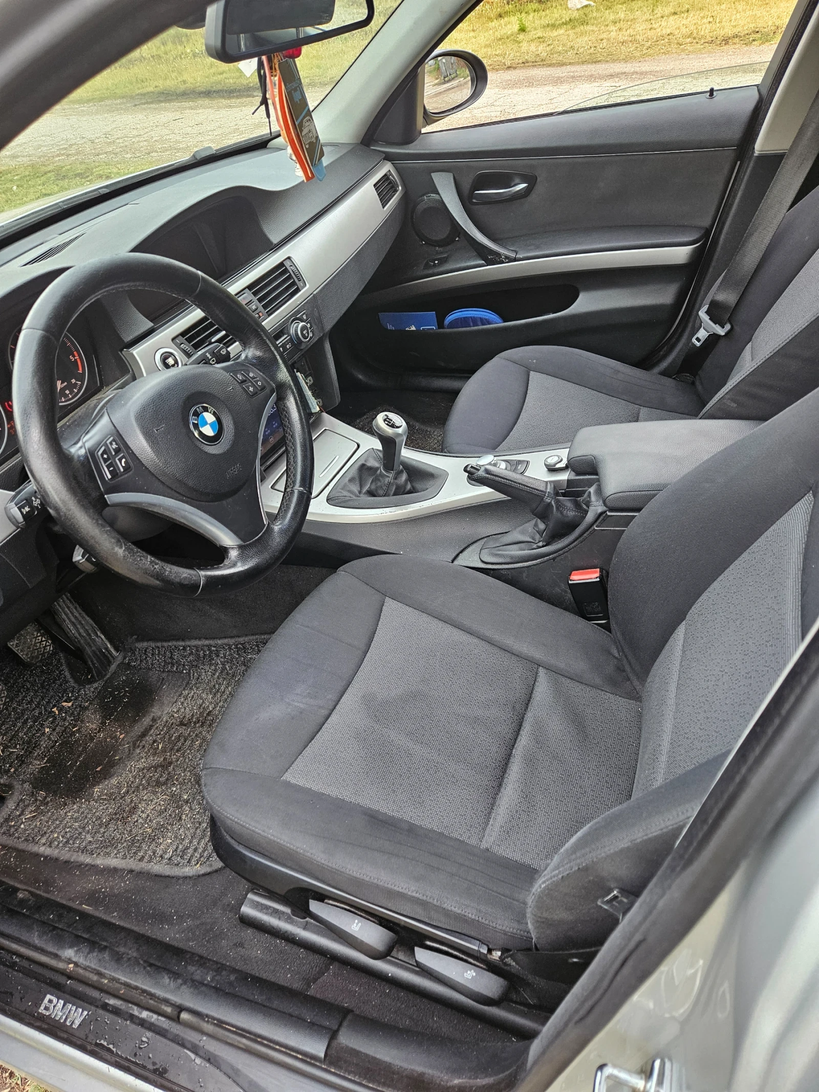 BMW 318 E90 - изображение 4
