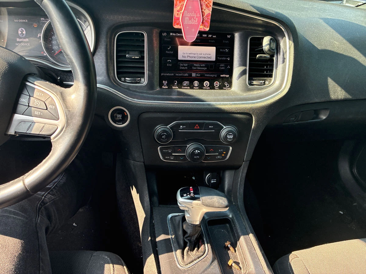 Dodge Charger * SXT* * АВТОКРЕДИТ* * ЦЕНА ДО БЪЛГАРИЯ*  - изображение 10