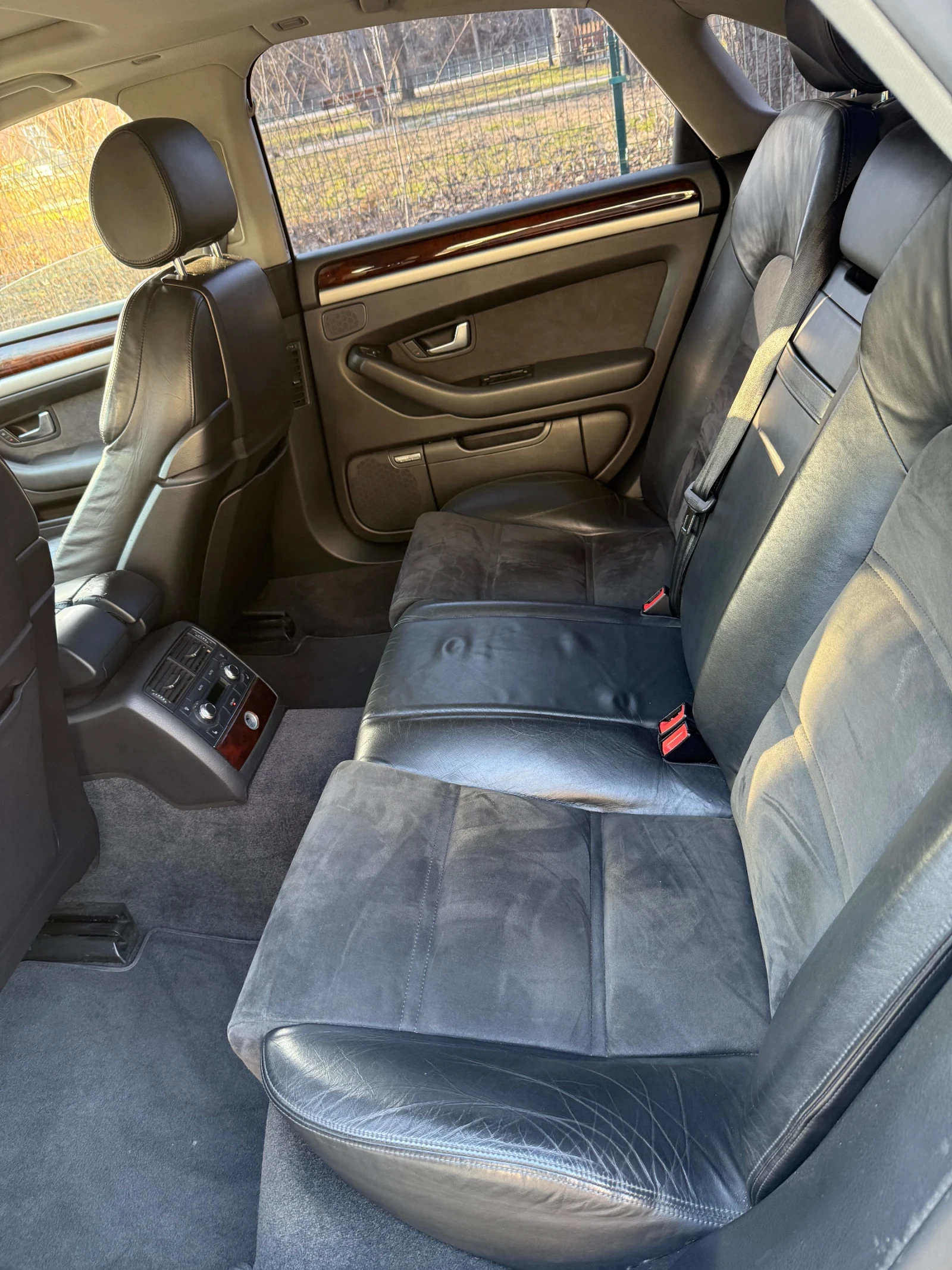 Audi A8 L* 4.2FSI* V8* , снимка 13 - Автомобили и джипове - 53841077