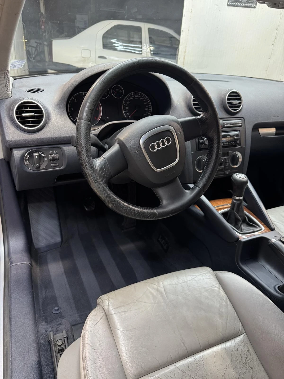 Audi A3 8P 2.0 TDI (BKD)/170 к.с./ Ръчна скоростна кутия, снимка 6 - Автомобили и джипове - 53930913