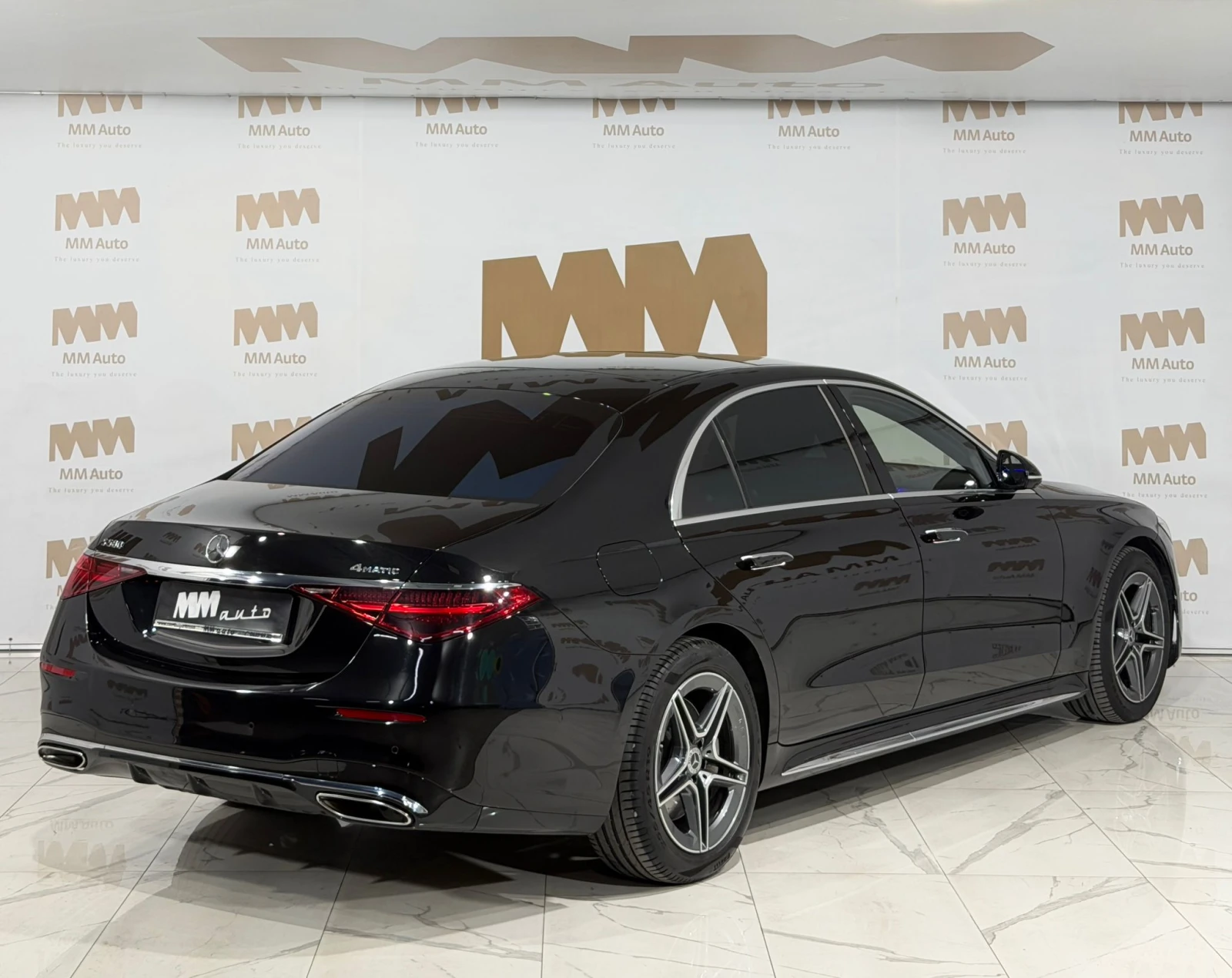 Mercedes-Benz S 580 L* AMG* 4M* Burm* TV* Chauffeur* HuD, снимка 3 - Автомобили и джипове - 54120279