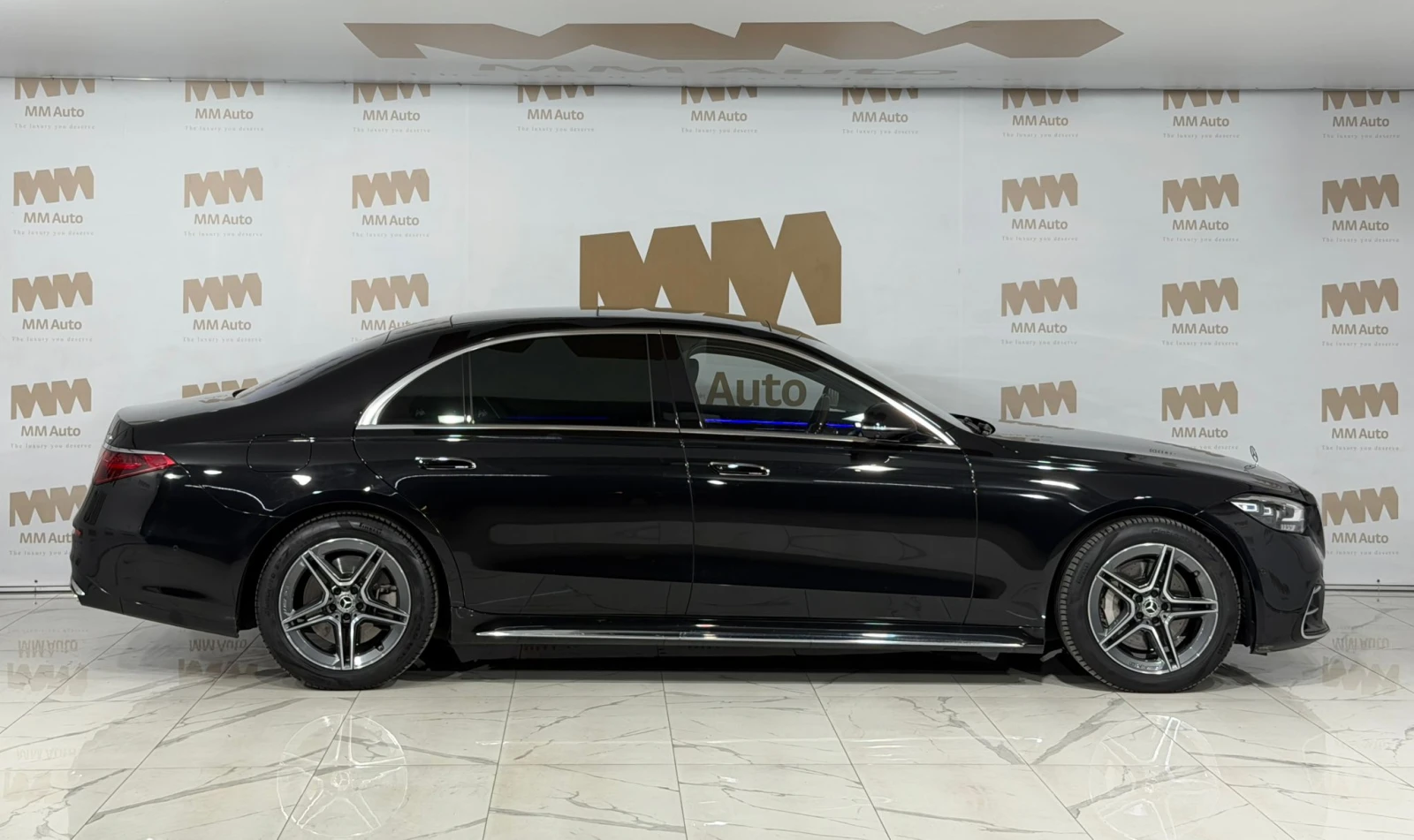 Mercedes-Benz S 580 L* AMG* 4M* Burm* TV* Chauffeur* HuD, снимка 2 - Автомобили и джипове - 54120279