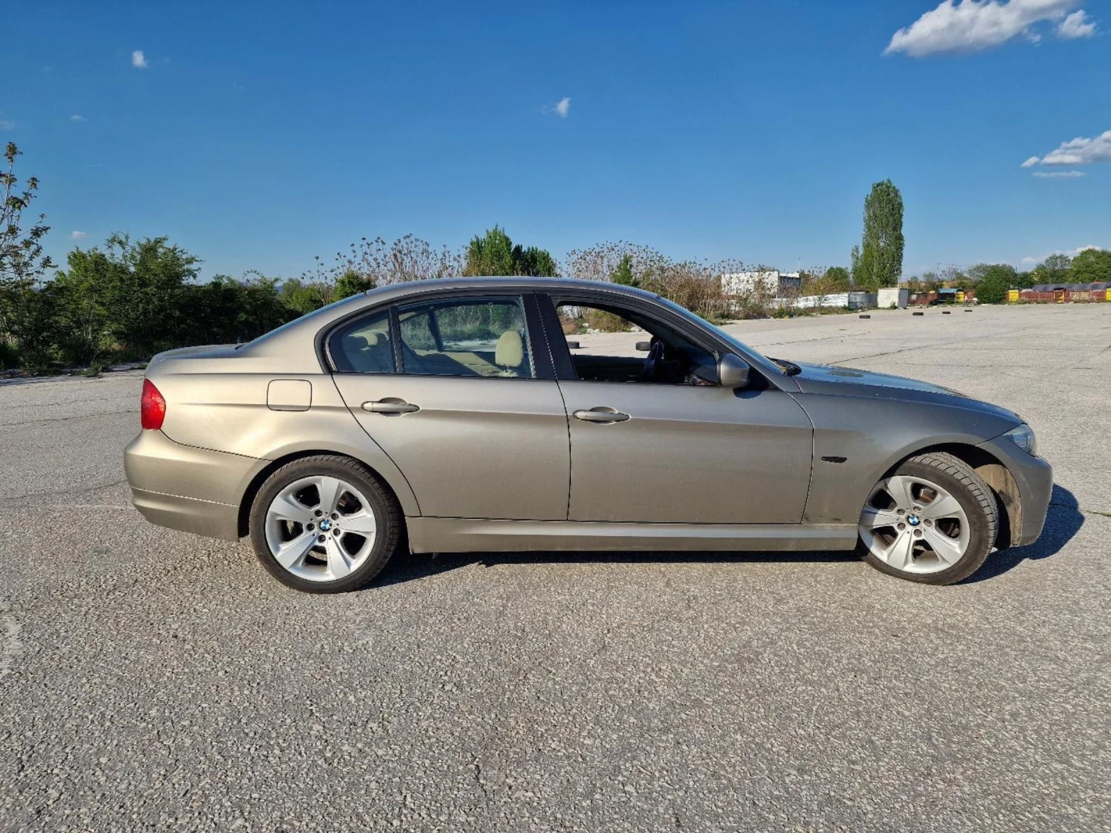 BMW 320 320i, снимка 6 - Автомобили и джипове - 54194629
