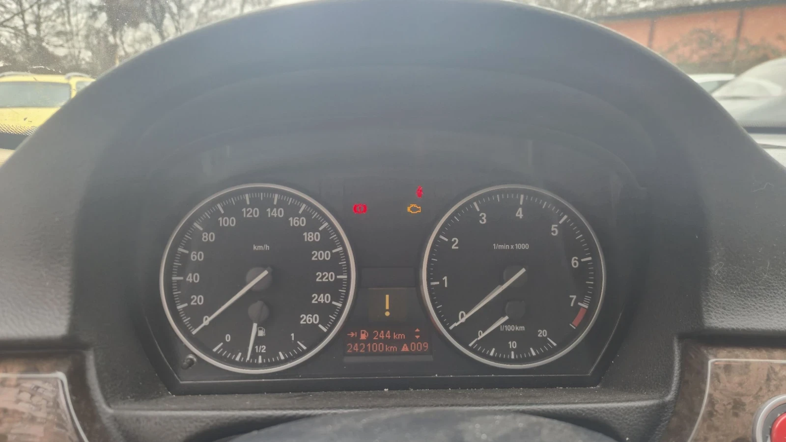 BMW 320, снимка 6 - Автомобили и джипове - 54194629