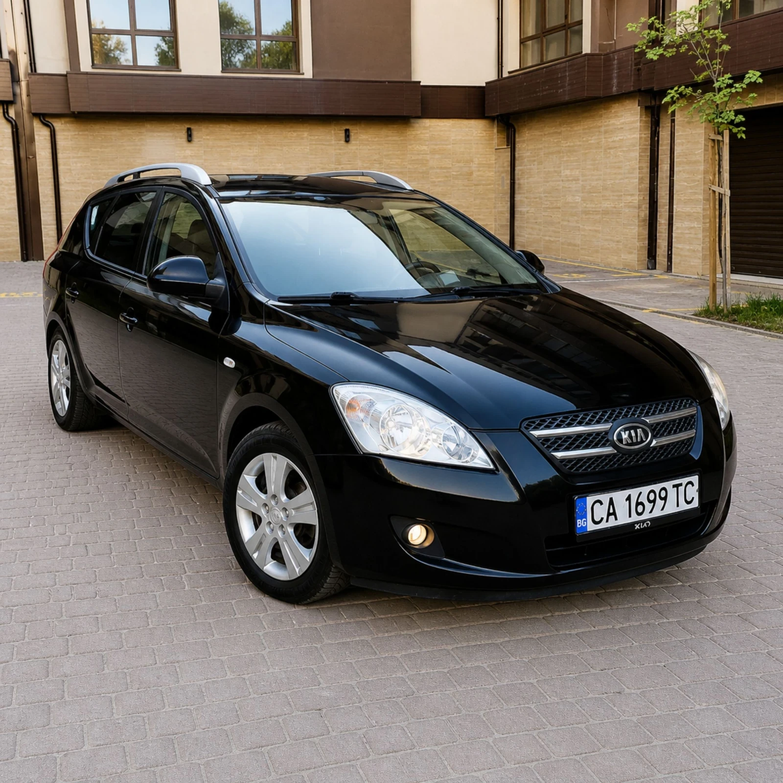 Kia Ceed, снимка 2 - Автомобили и джипове - 54429290