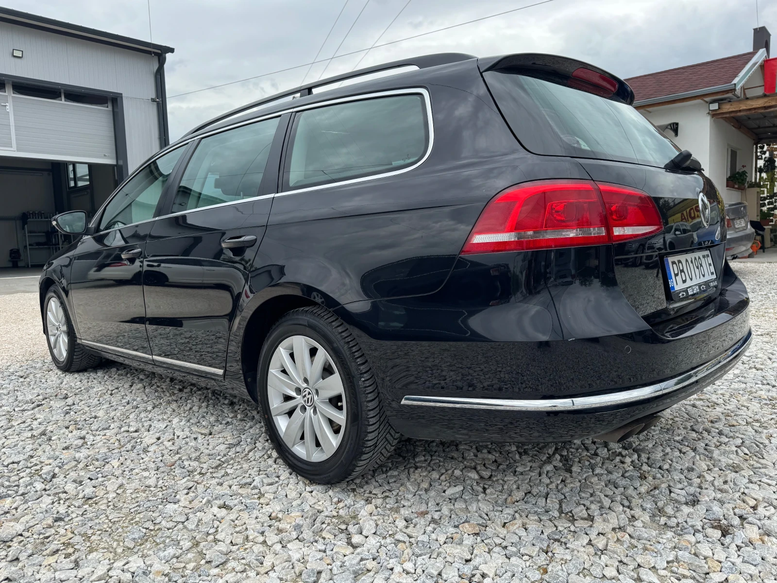 VW Passat 2.0 TDi 140ps, снимка 4 - Автомобили и джипове - 54481572
