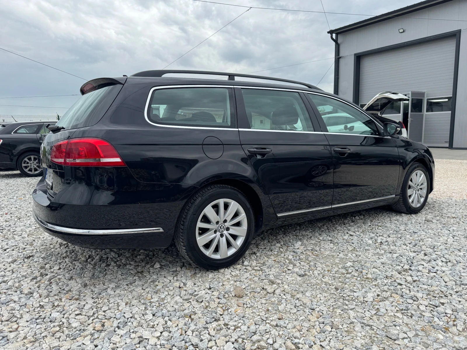 VW Passat 2.0 TDi 140ps, снимка 5 - Автомобили и джипове - 54481572