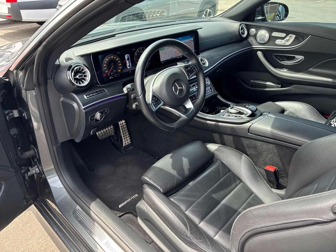 Mercedes-Benz E 400 COUPE * CARFAX * BURMESTER * PANO * ПОДГРЕВИ, снимка 5 - Автомобили и джипове - 54647809