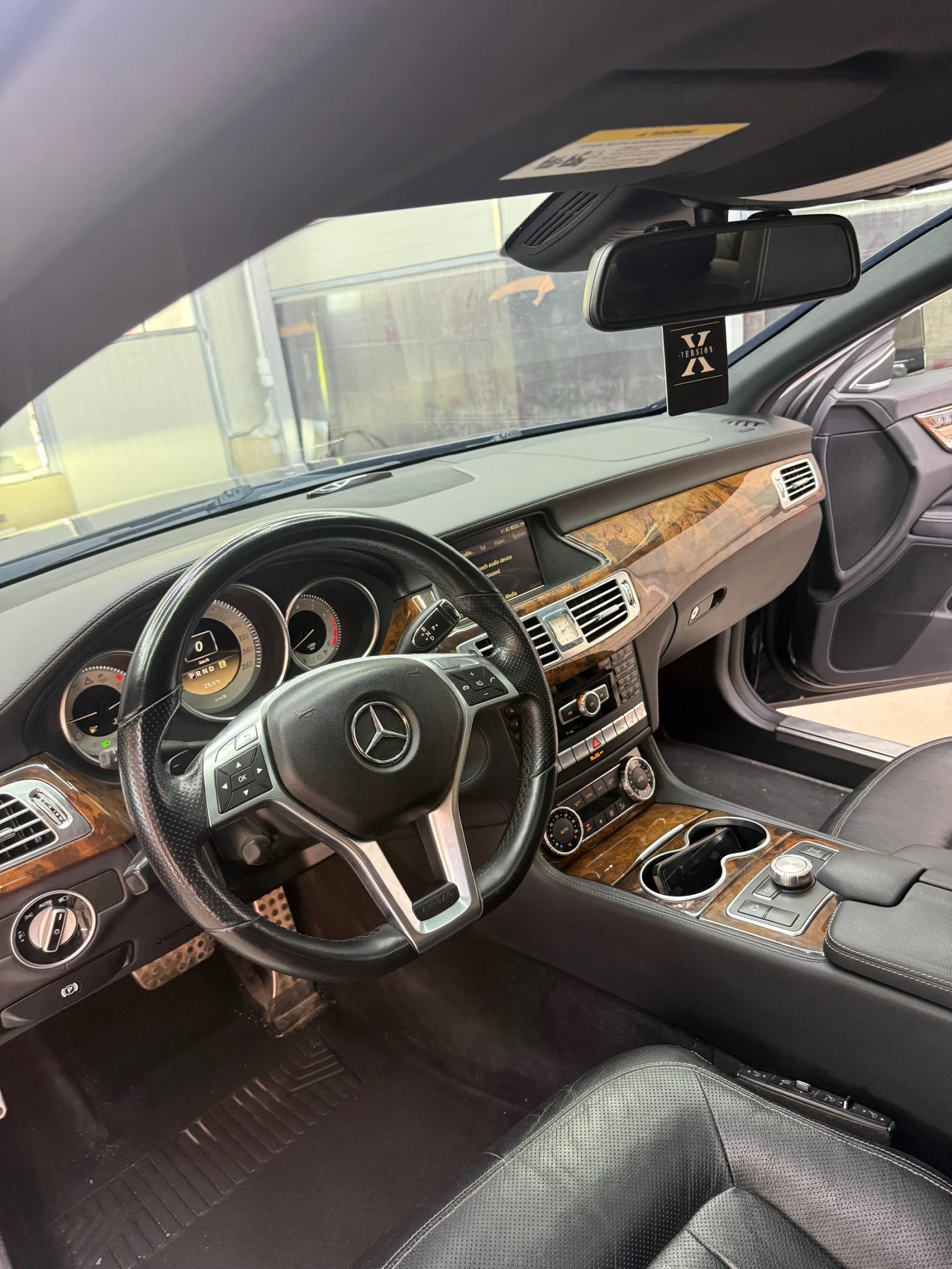 Mercedes-Benz CLS 550, снимка 7 - Автомобили и джипове - 54725037