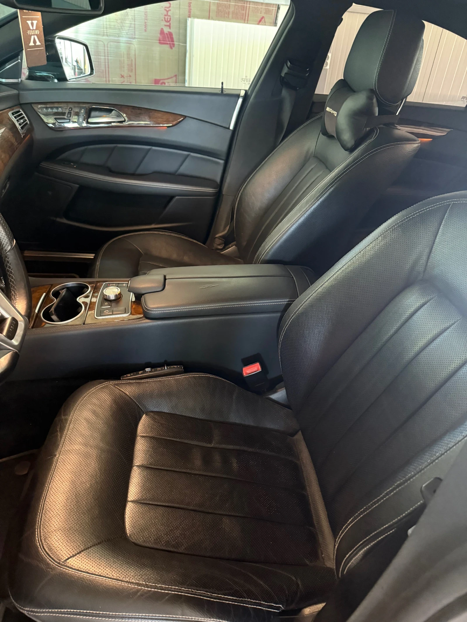 Mercedes-Benz CLS 550, снимка 12 - Автомобили и джипове - 54725037