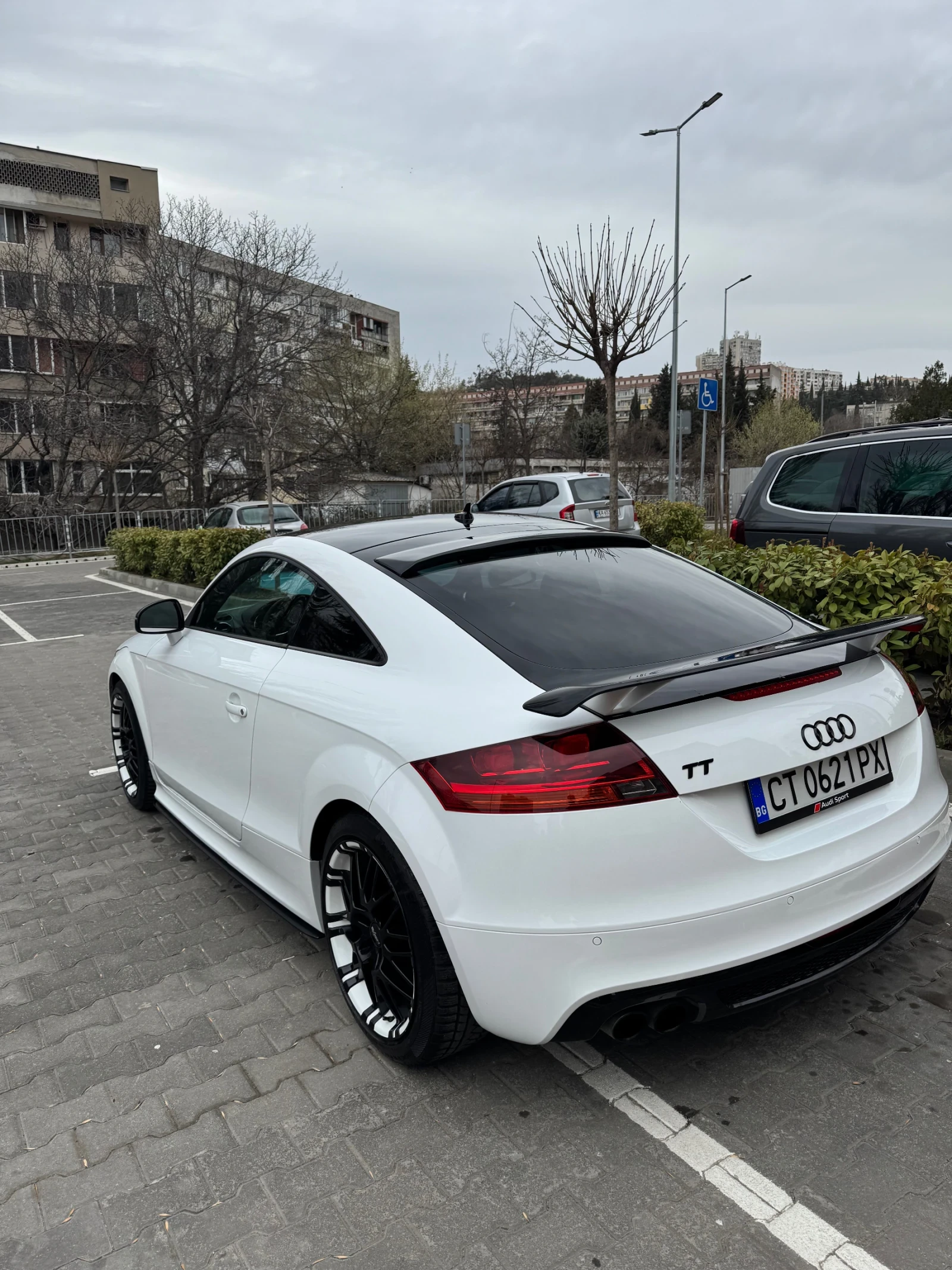 Audi Tt 2.0 tfsi, снимка 8 - Автомобили и джипове - 54738110