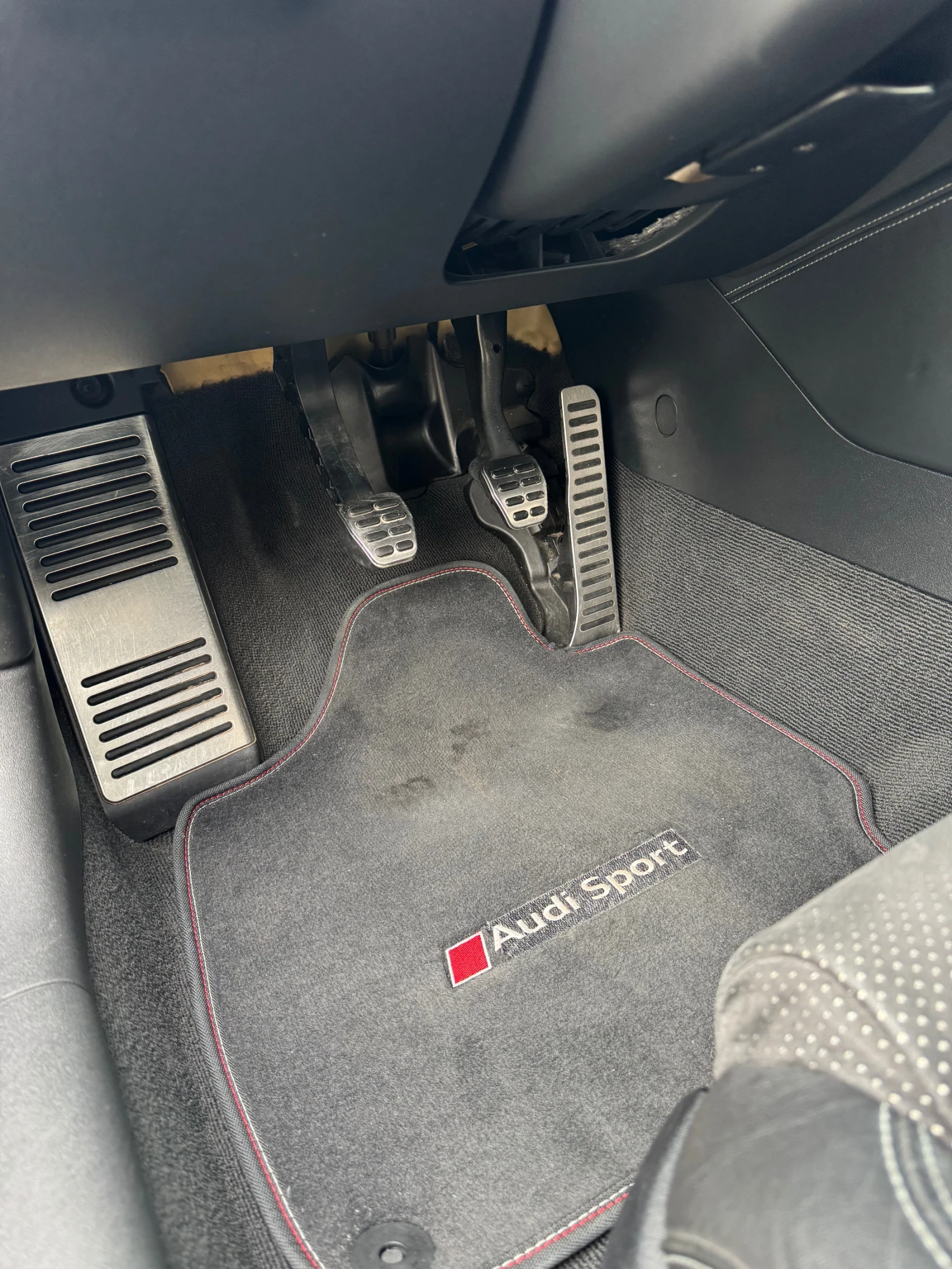 Audi Tt 2.0 tfsi, снимка 13 - Автомобили и джипове - 54738110