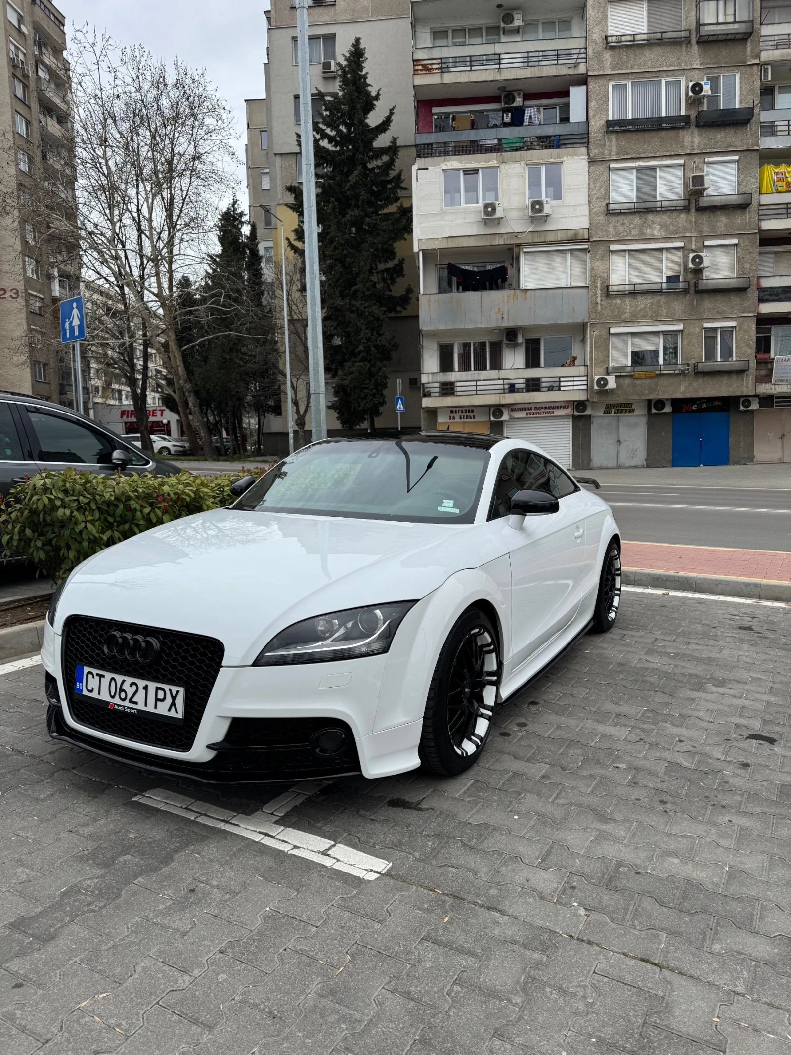 Audi Tt 2.0 tfsi, снимка 3 - Автомобили и джипове - 54738110