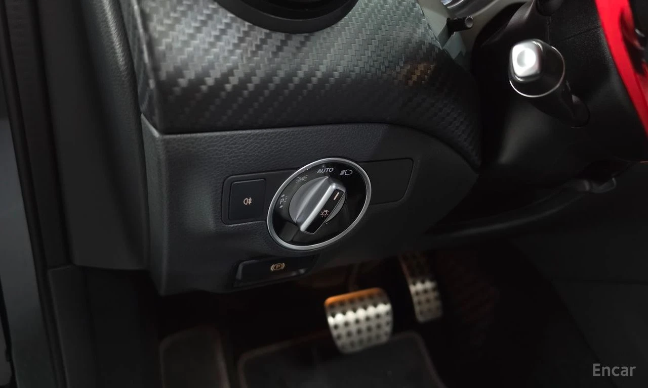 Mercedes-Benz A45 AMG 4MATIC* ПОДГРЕВ* , снимка 9 - Автомобили и джипове - 54790155