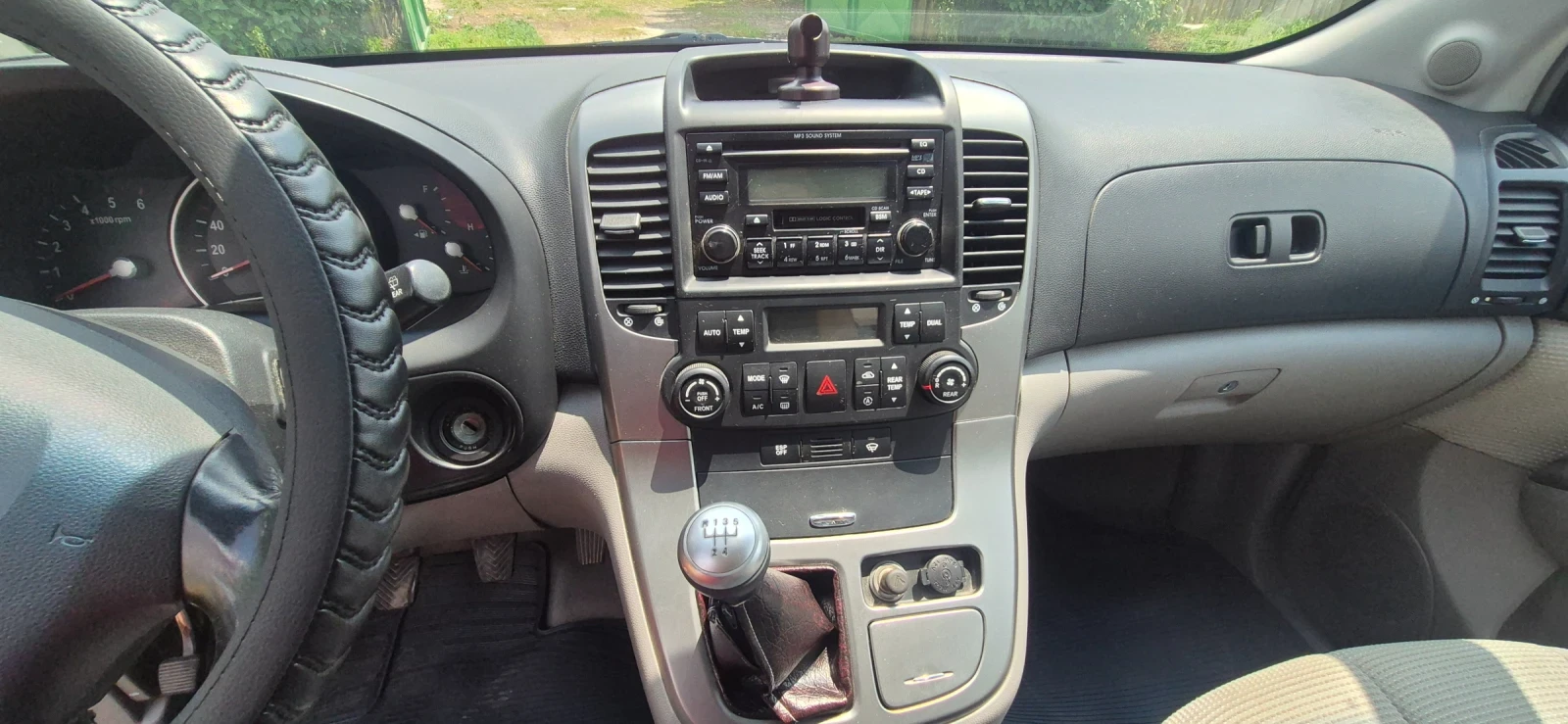 Kia Carnival, снимка 8 - Автомобили и джипове - 54790641