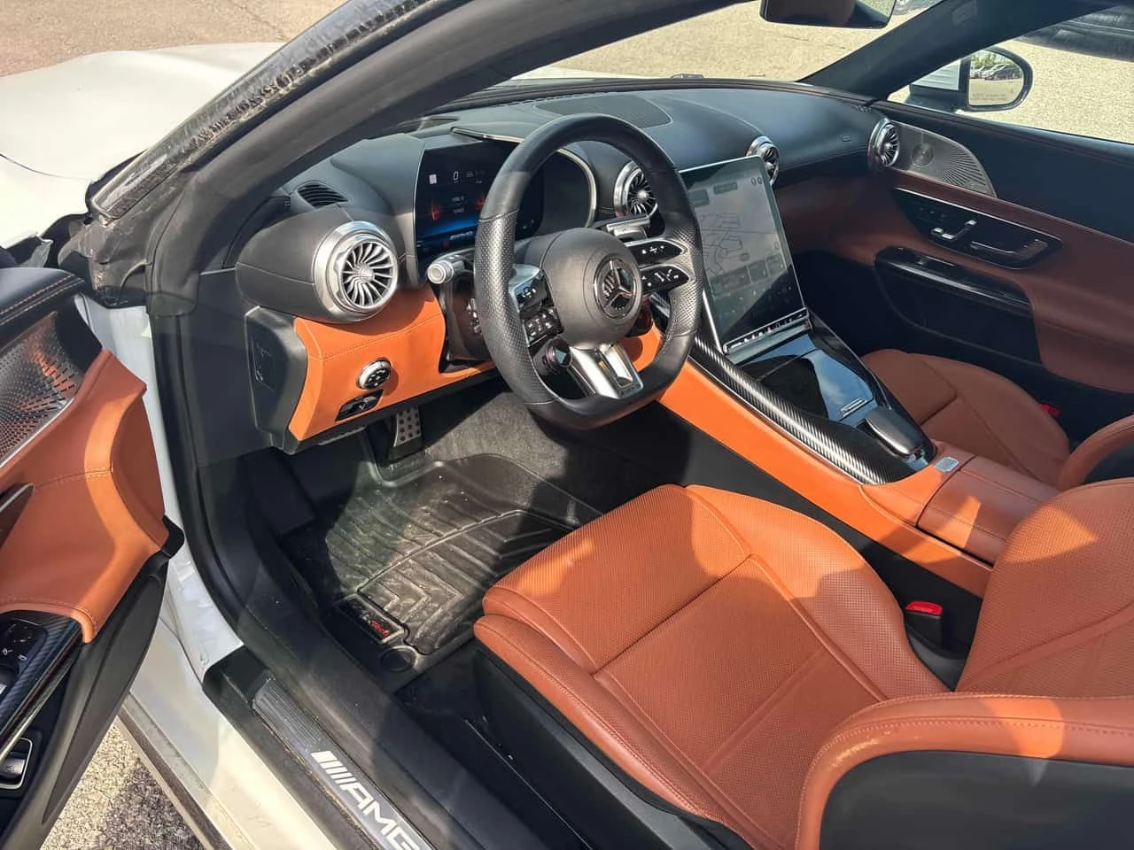 Mercedes-Benz SL 63 AMG CABRIO V8 BITURBO | BURMESTER| HUD| 360, снимка 7 - Автомобили и джипове - 54870274