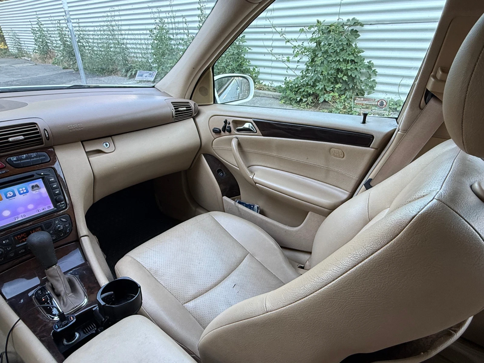 Mercedes-Benz C 320 ТОП СЪСТОЯНИЕ, снимка 13 - Автомобили и джипове - 55242993