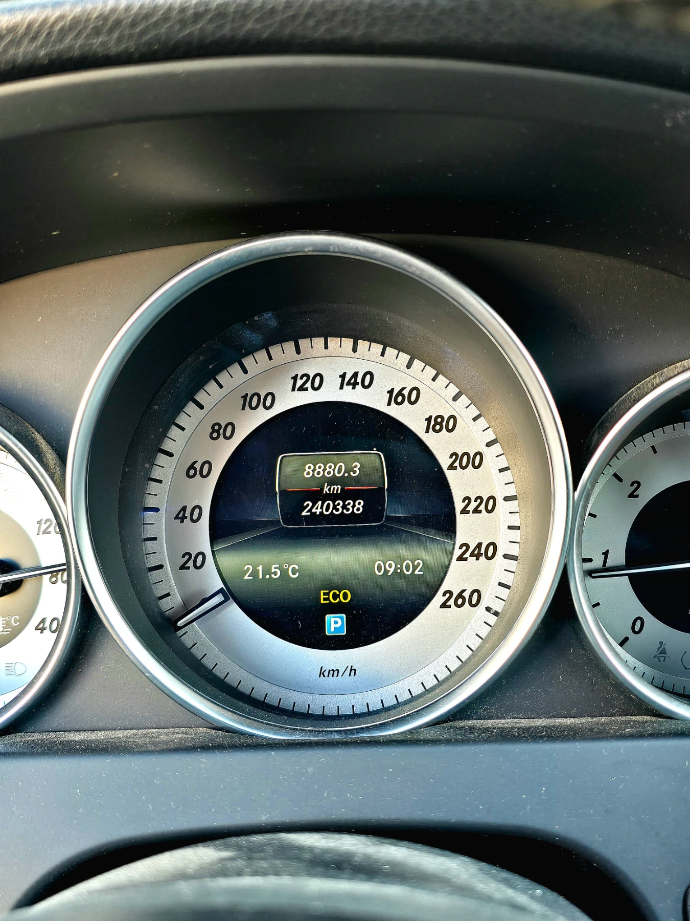 Mercedes-Benz C 200 AMG Facelift , снимка 7 - Автомобили и джипове - 55307501
