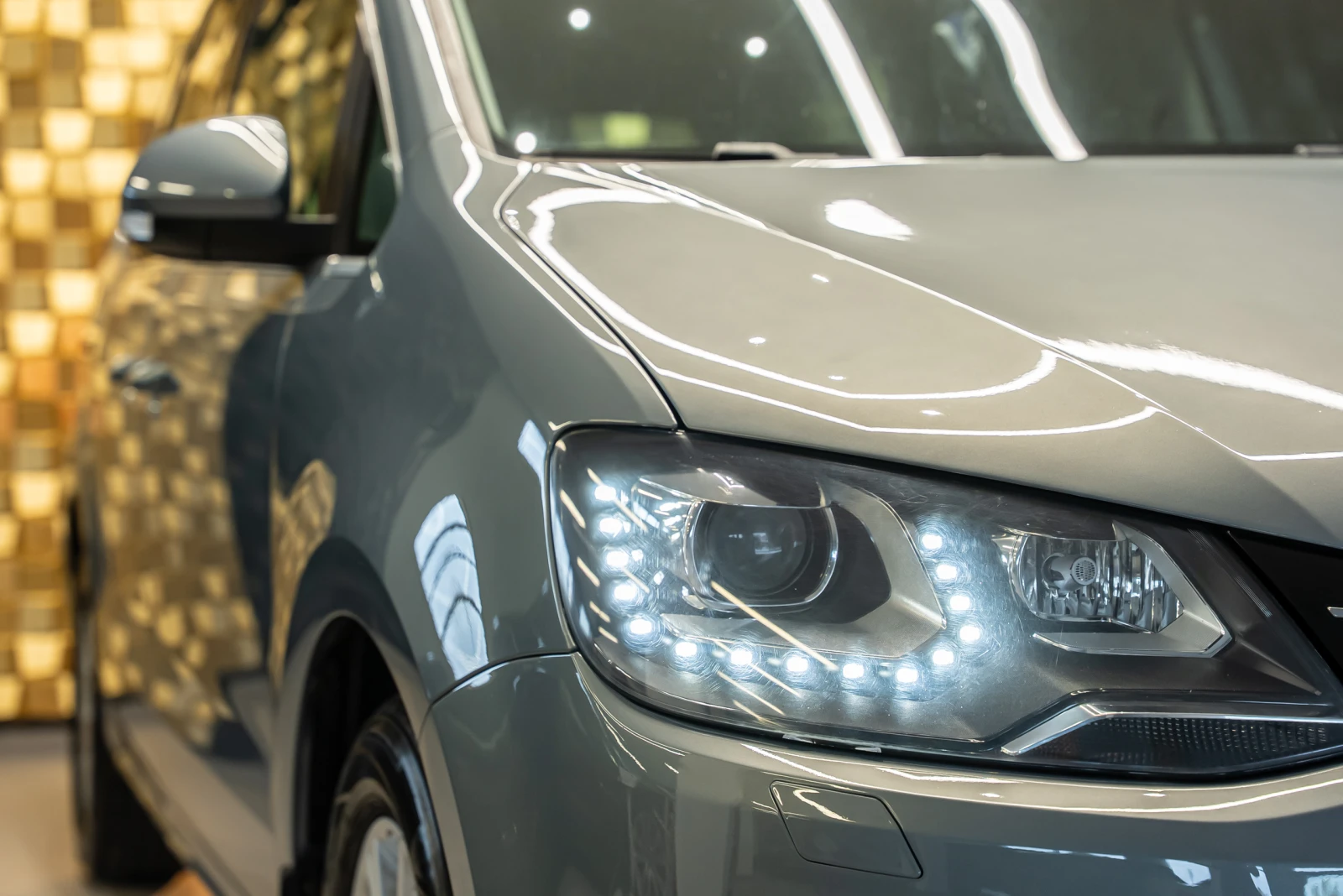 VW Sharan 2.0 TDI, снимка 5 - Автомобили и джипове - 55391033