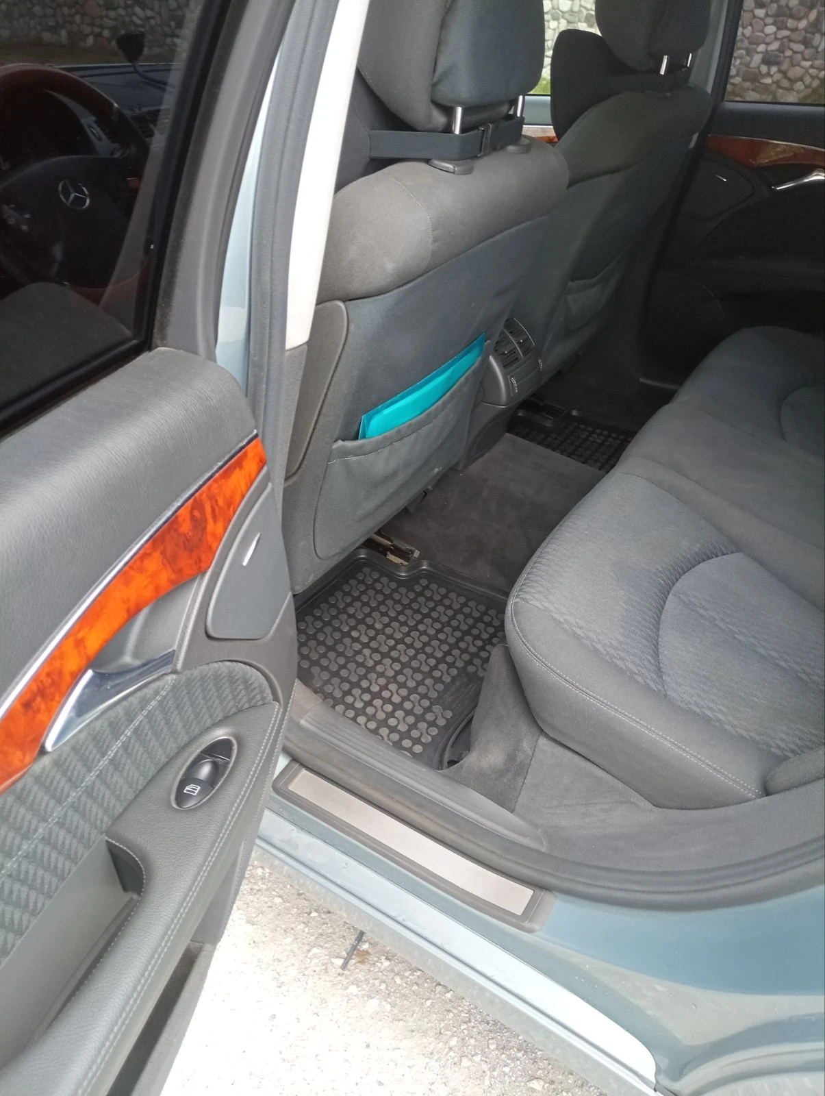 Mercedes-Benz E 280, снимка 10 - Автомобили и джипове - 55393284