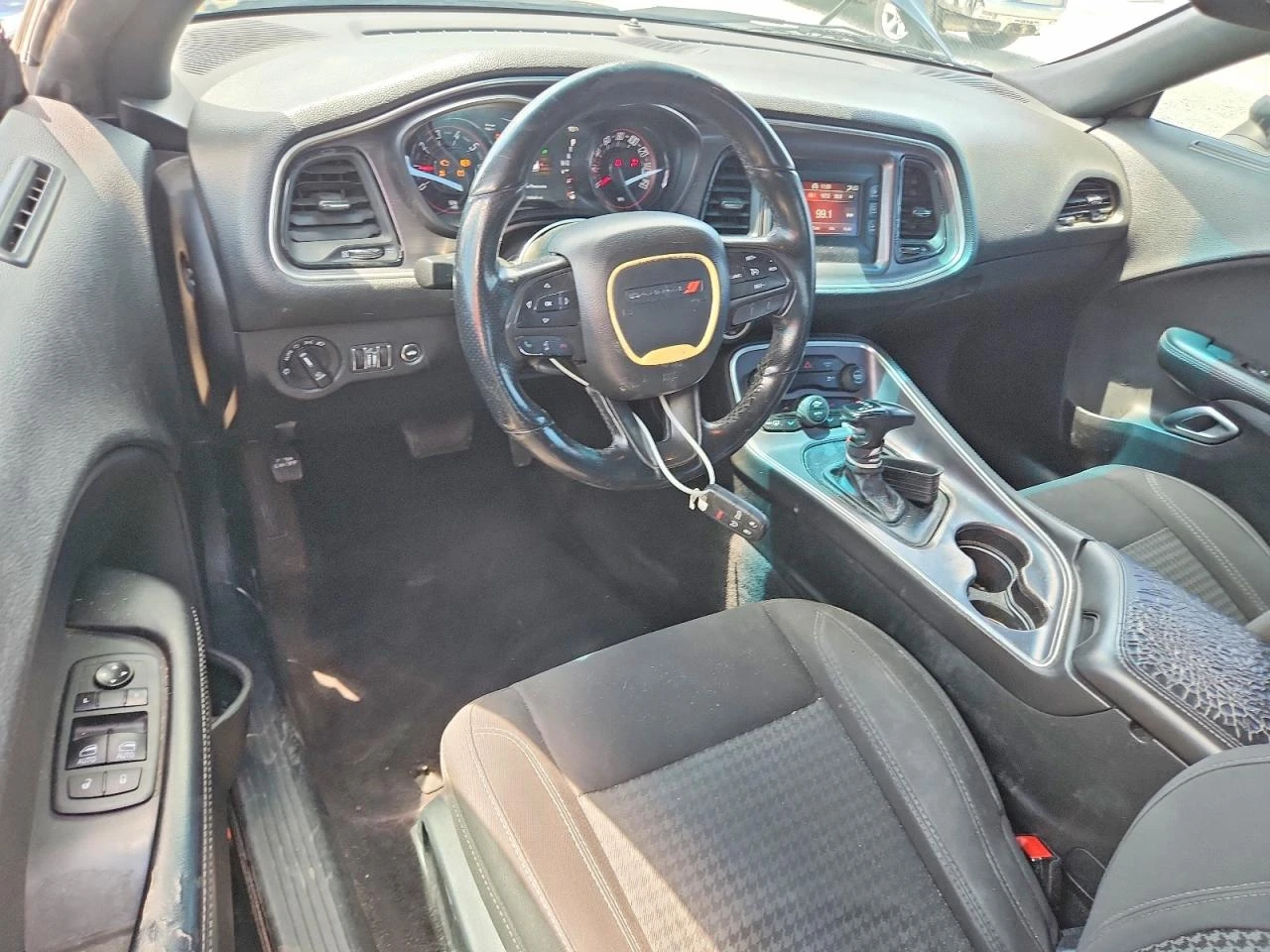 Dodge Challenger 3.6l Sxt, снимка 8 - Автомобили и джипове - 55463985