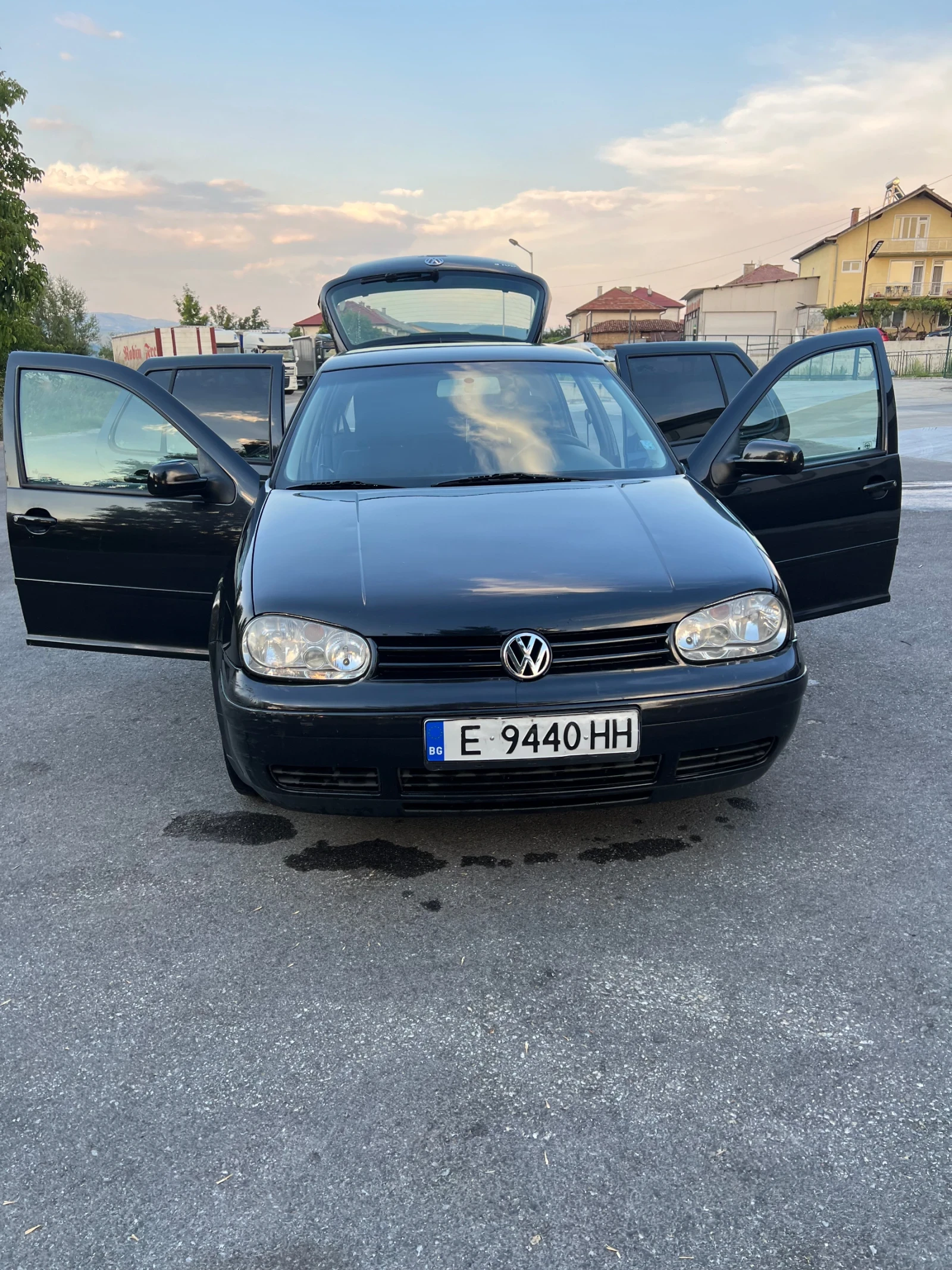 VW Golf, снимка 8 - Автомобили и джипове - 55710221