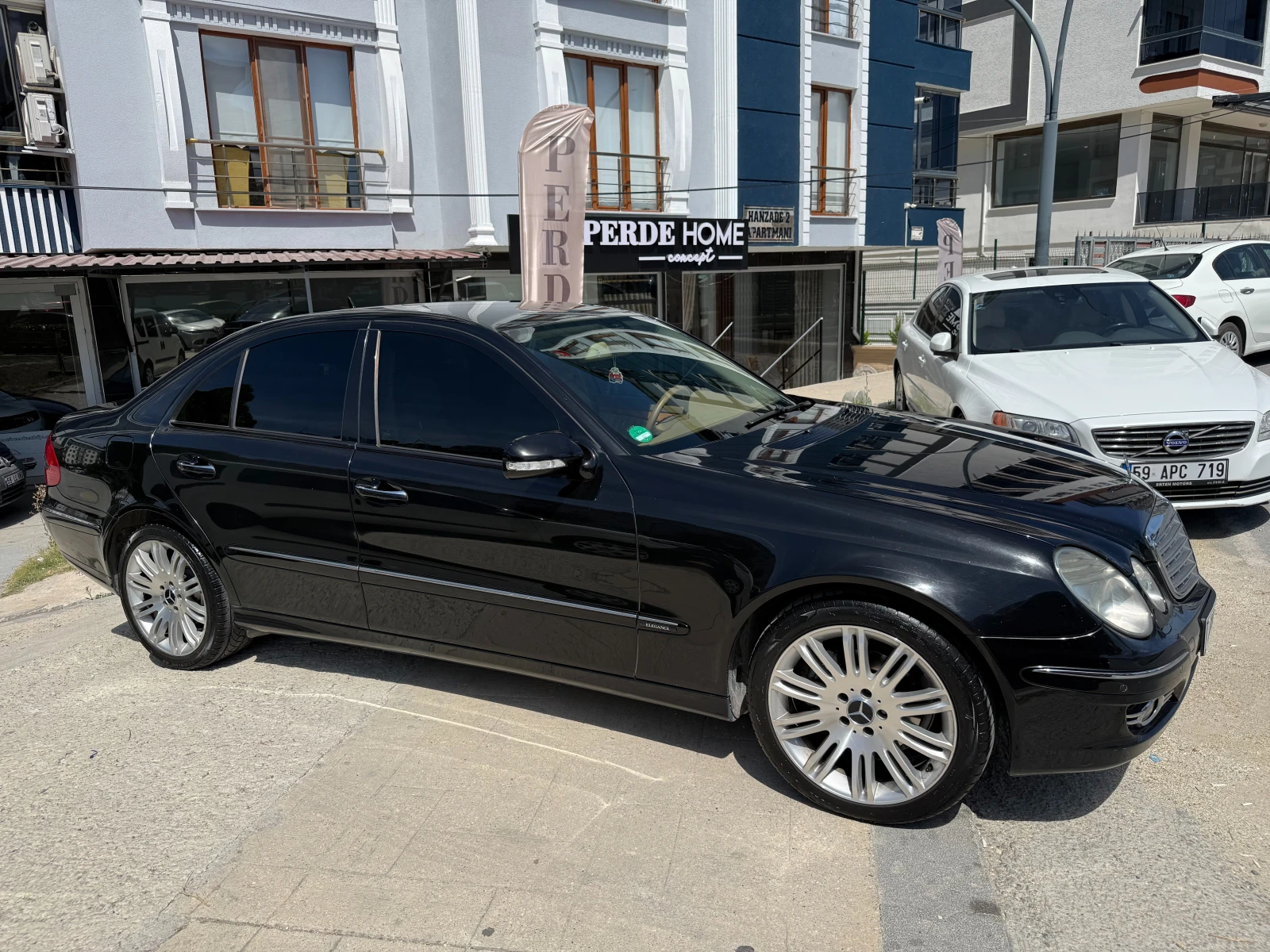 Mercedes-Benz E 320, снимка 3 - Автомобили и джипове - 55877048