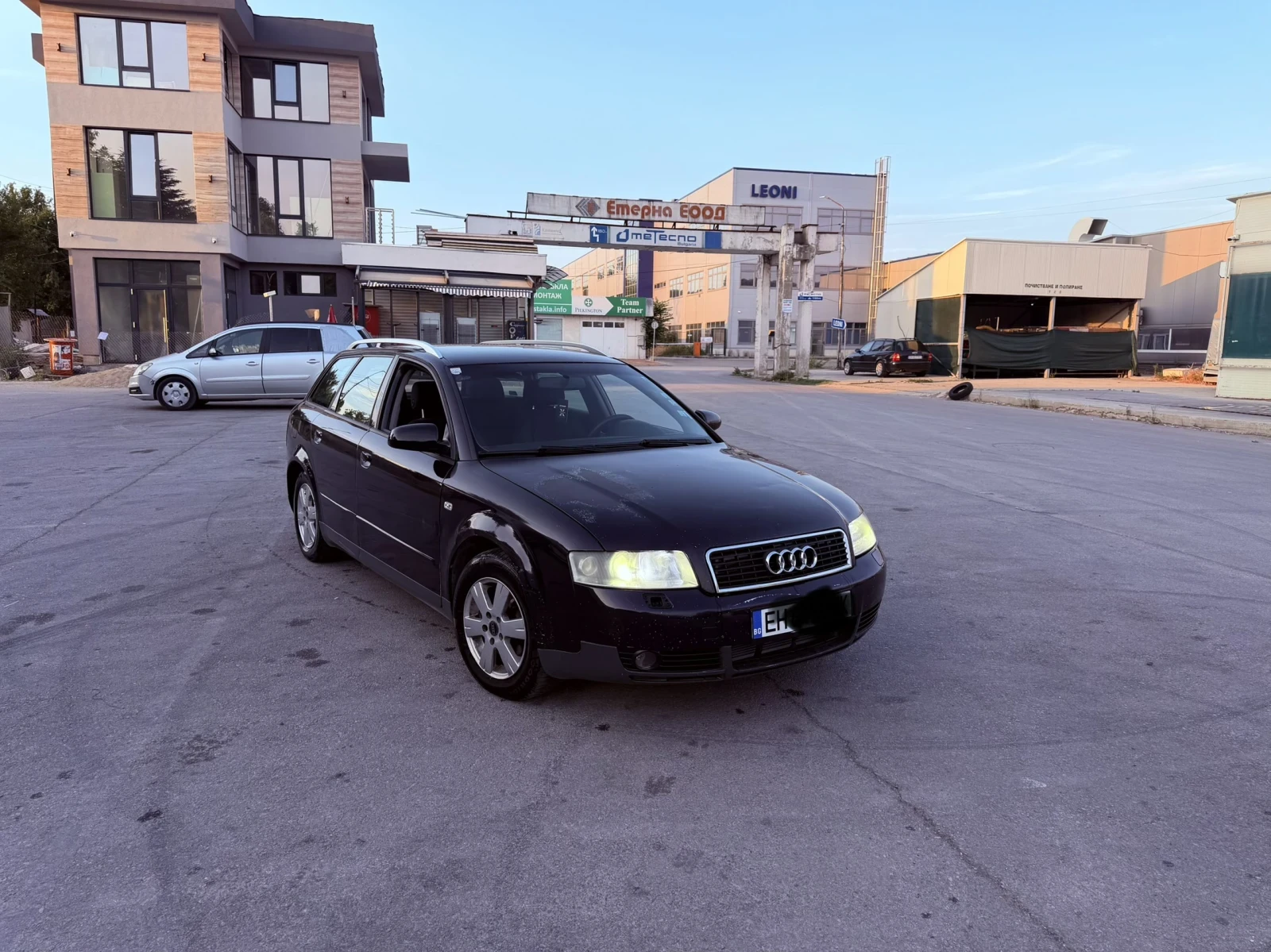 Audi A4 1.9tdi, снимка 2 - Автомобили и джипове - 56063802
