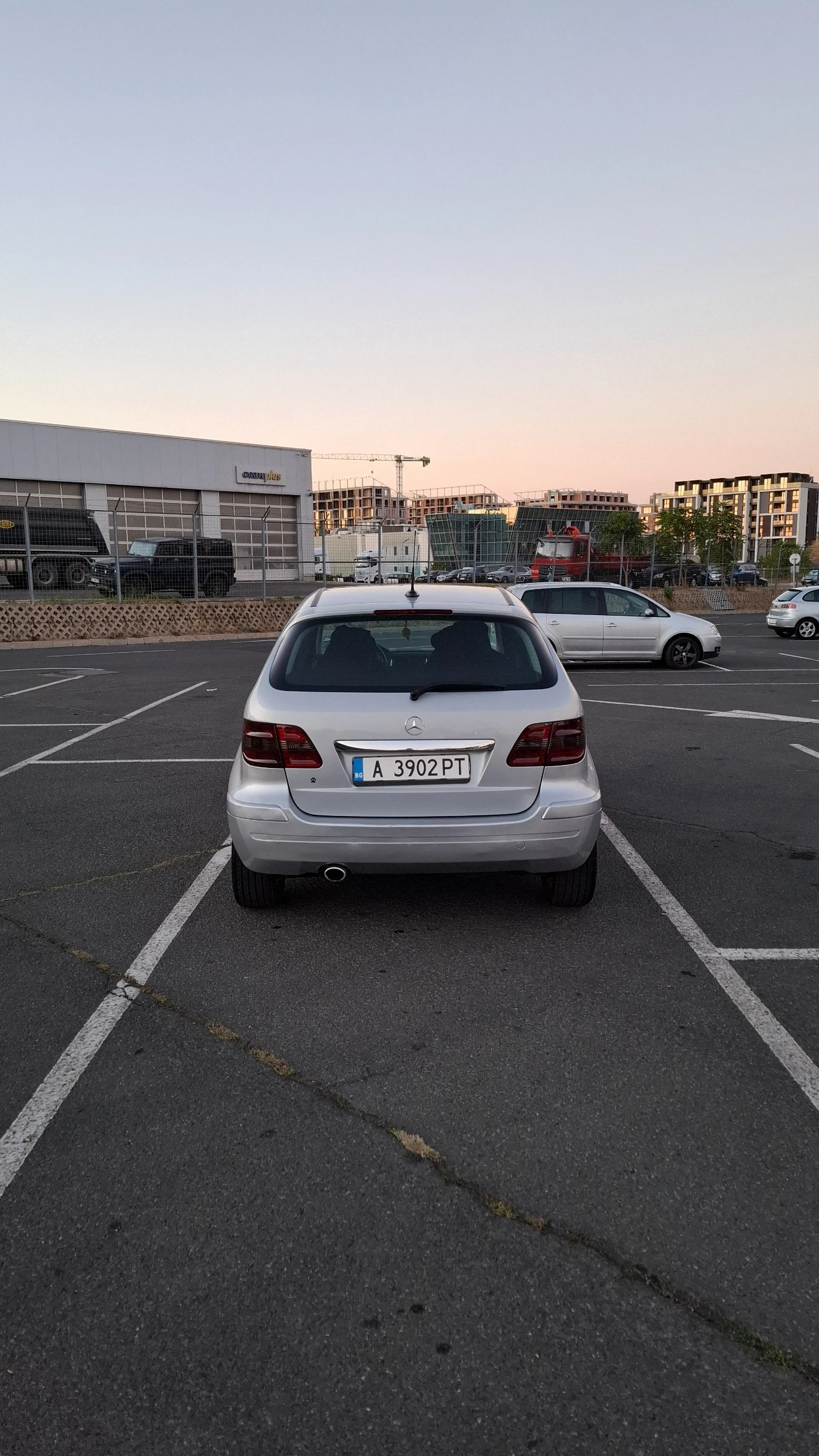 Mercedes-Benz B 180 B180, снимка 4 - Автомобили и джипове - 56165455