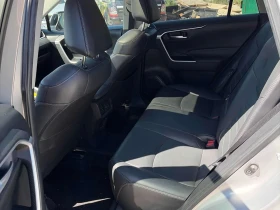 Toyota Rav4 * XLE AWD * АВТОКРЕДИТ БЕЗ ПЪРВОНАЧАЛНА ВНОСКА* , снимка 11