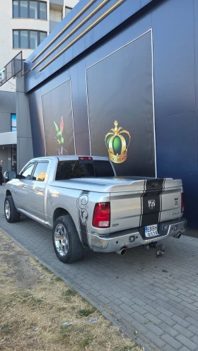 Dodge RAM 1500 Hemi 5, 7 V8 LARAMIE , снимка 2
