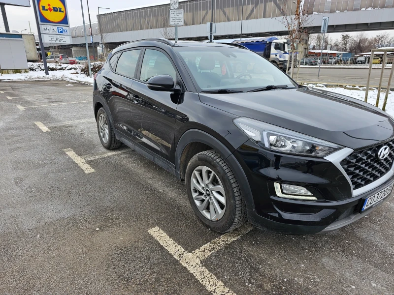 Hyundai Tucson 1.6CRDI, 2WD, KAMERA, снимка 2 - Автомобили и джипове - 48690672