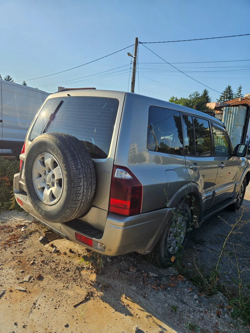 Mitsubishi Pajero 3.2 Td, снимка 5 - Автомобили и джипове - 52832564