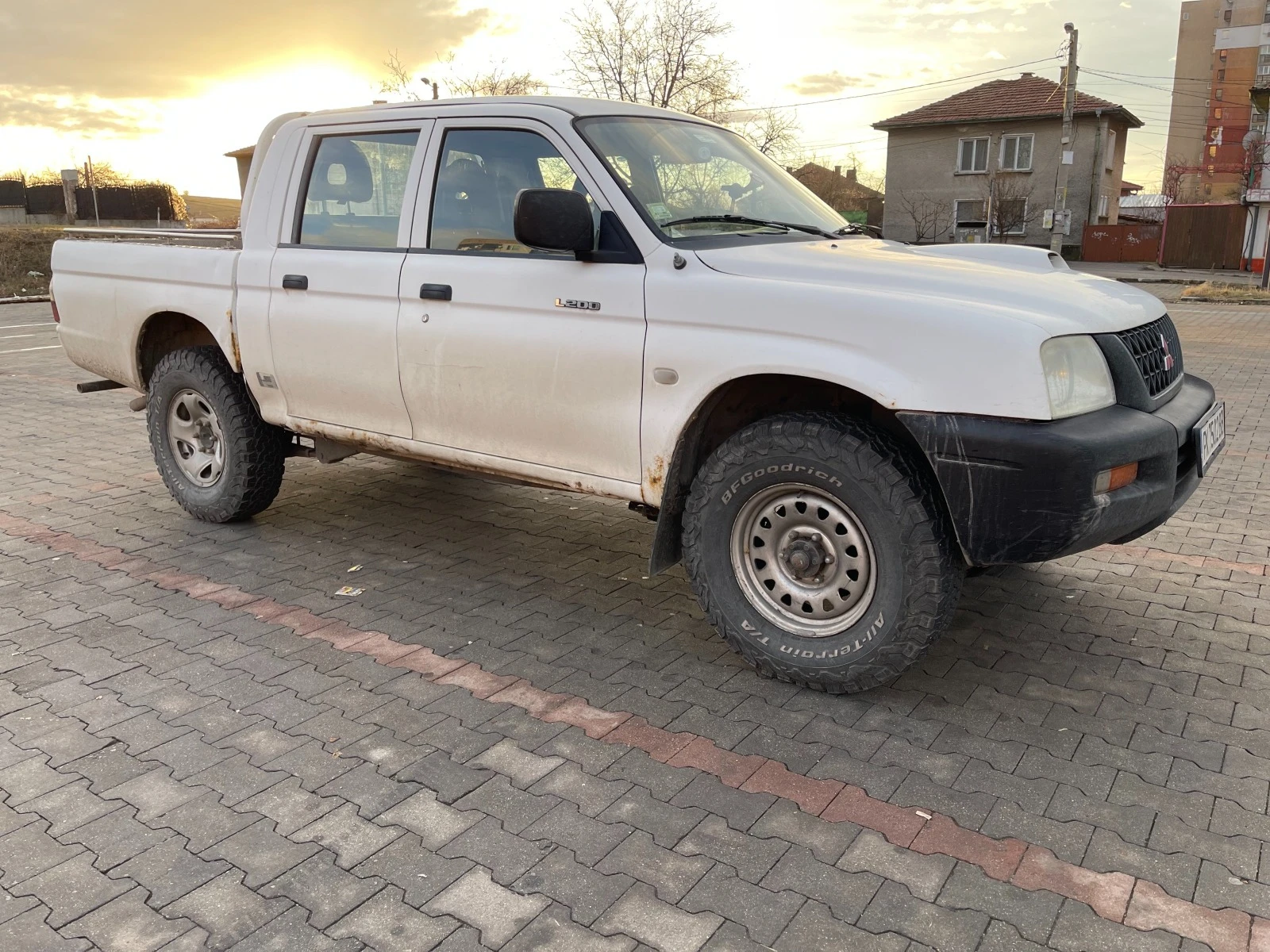 Mitsubishi L200  - изображение 3