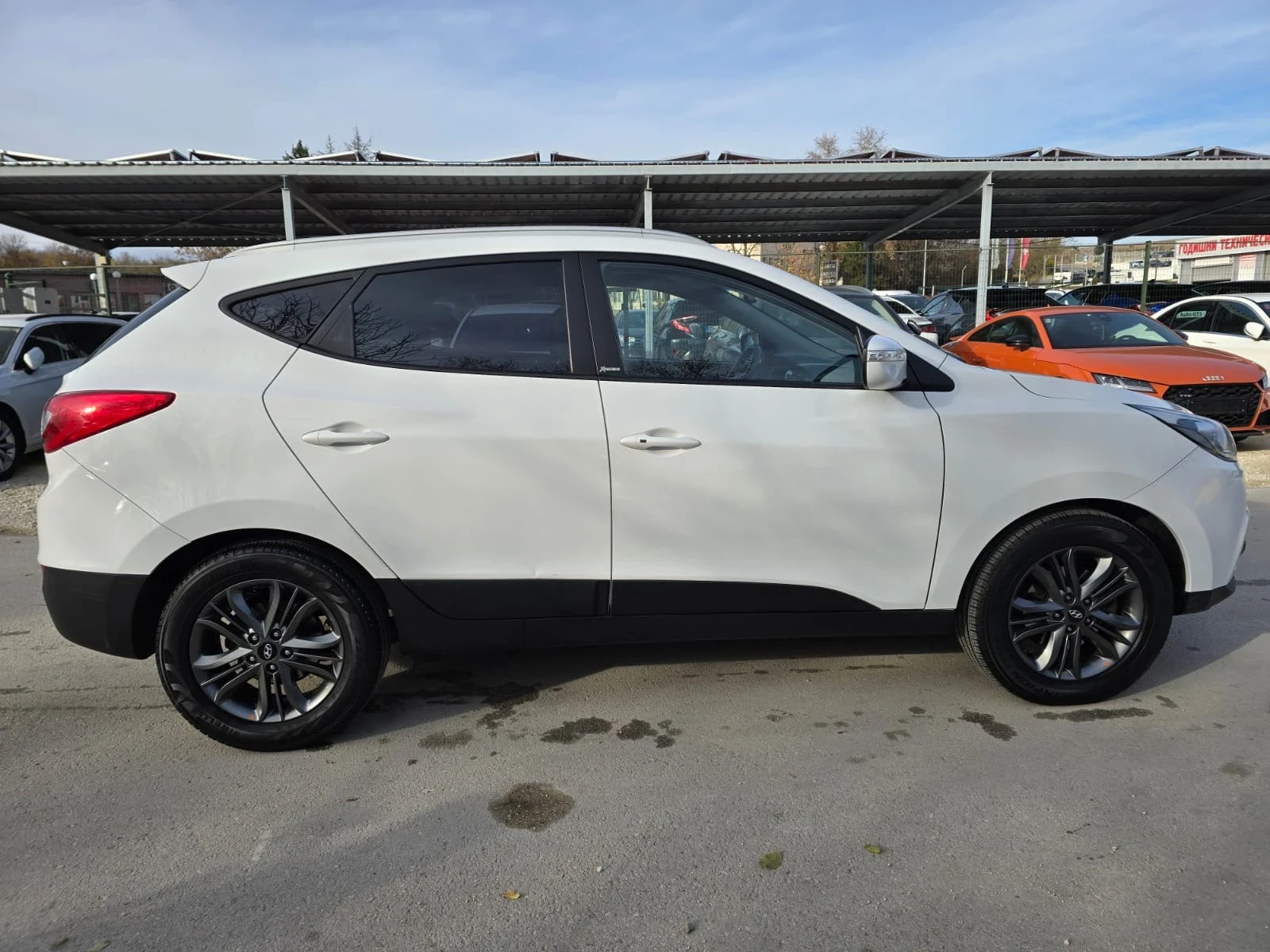 Hyundai Tucson 2.0CRDI - 136к.с. - 4Х4 - изображение 6