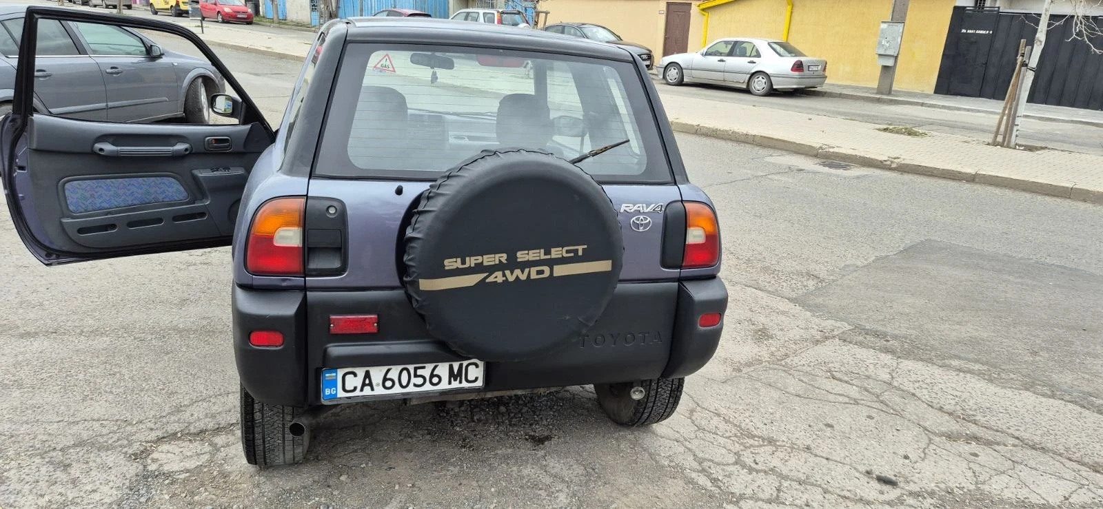 Toyota Rav4  - изображение 8