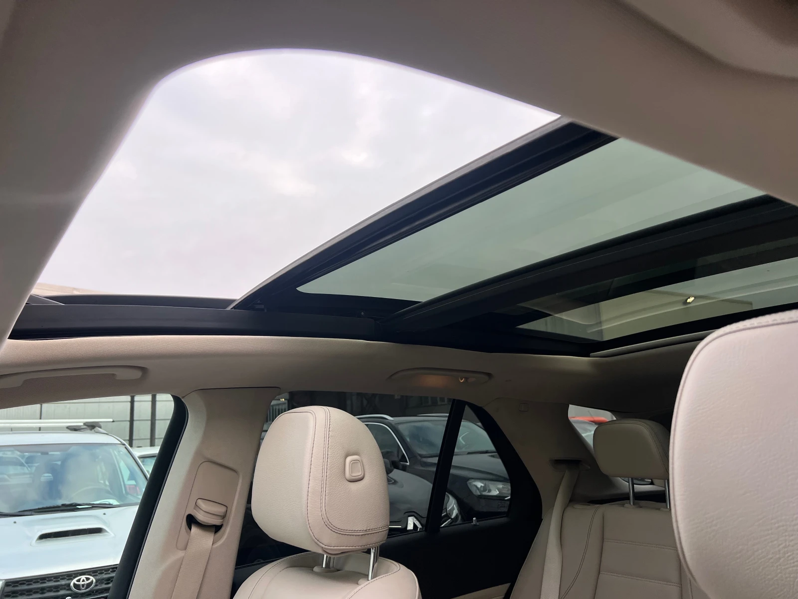 Mercedes-Benz GLE 350d, 9G, AMG LINE, DISTR, PANO, BURM, NIGHT PACK, - изображение 8