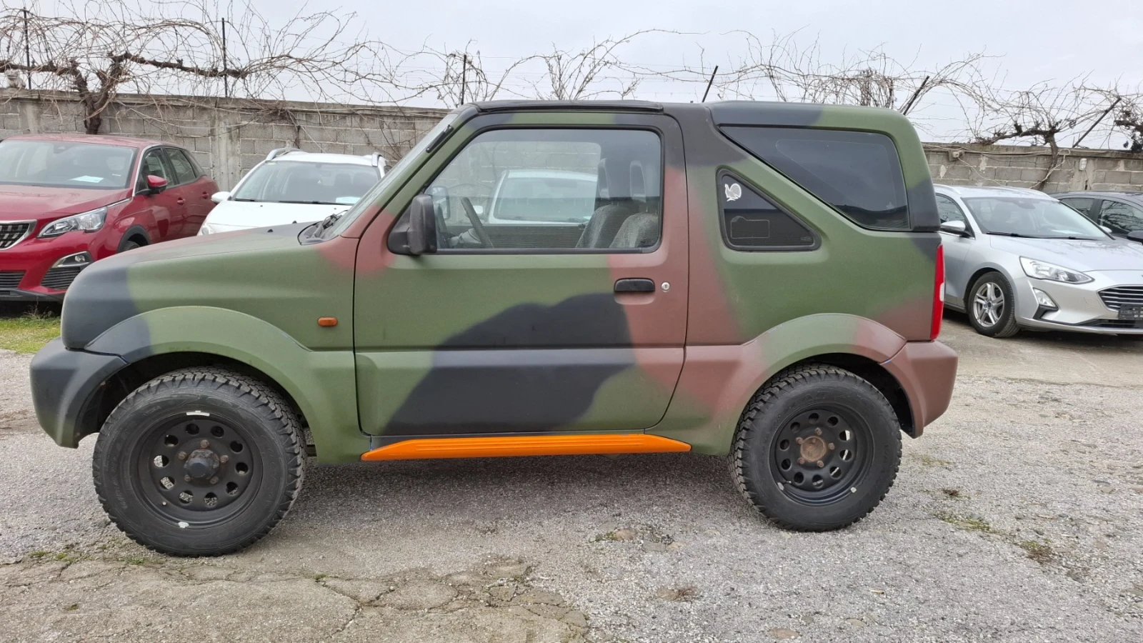 Suzuki Jimny 1.3 LX 110975км.хардтоп - изображение 2
